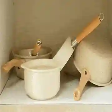 Adjusting pot rack dividers